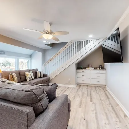 Bay Point Harbour Villa #221
